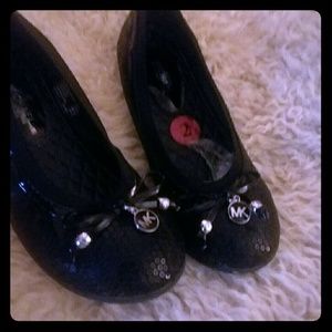 Little girls Michael Kor black sequin shoes
